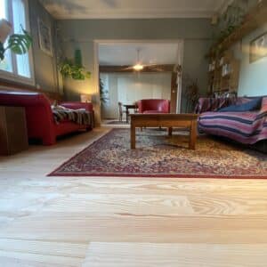 Parquet massif en pin maritime sans noeud largeur 140mm